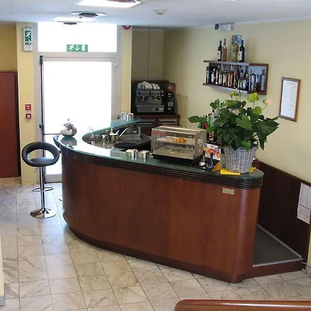 Hotel Ristorante Cervo Malpensa 3*